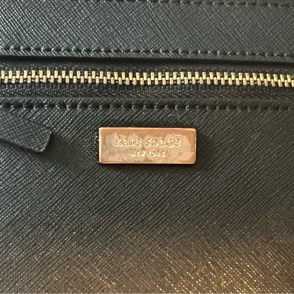 Kate Spade wristlet - Picture 2 of 3